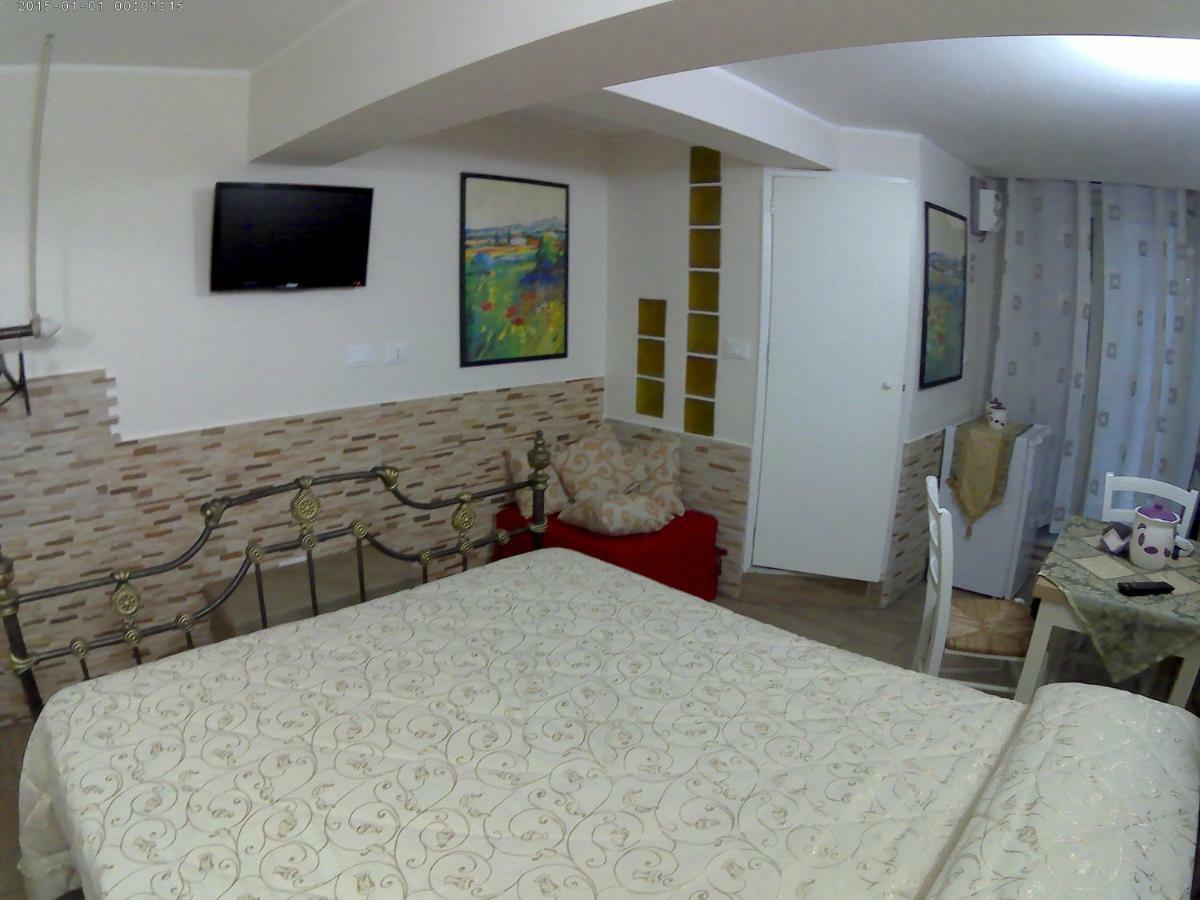 Stazione Marinuzzi Villa Palermo Bagian luar foto