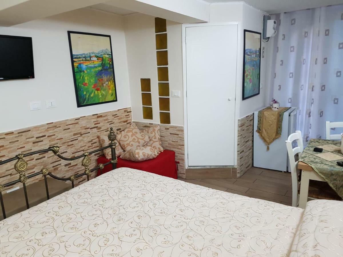 Stazione Marinuzzi Villa Palermo Bagian luar foto